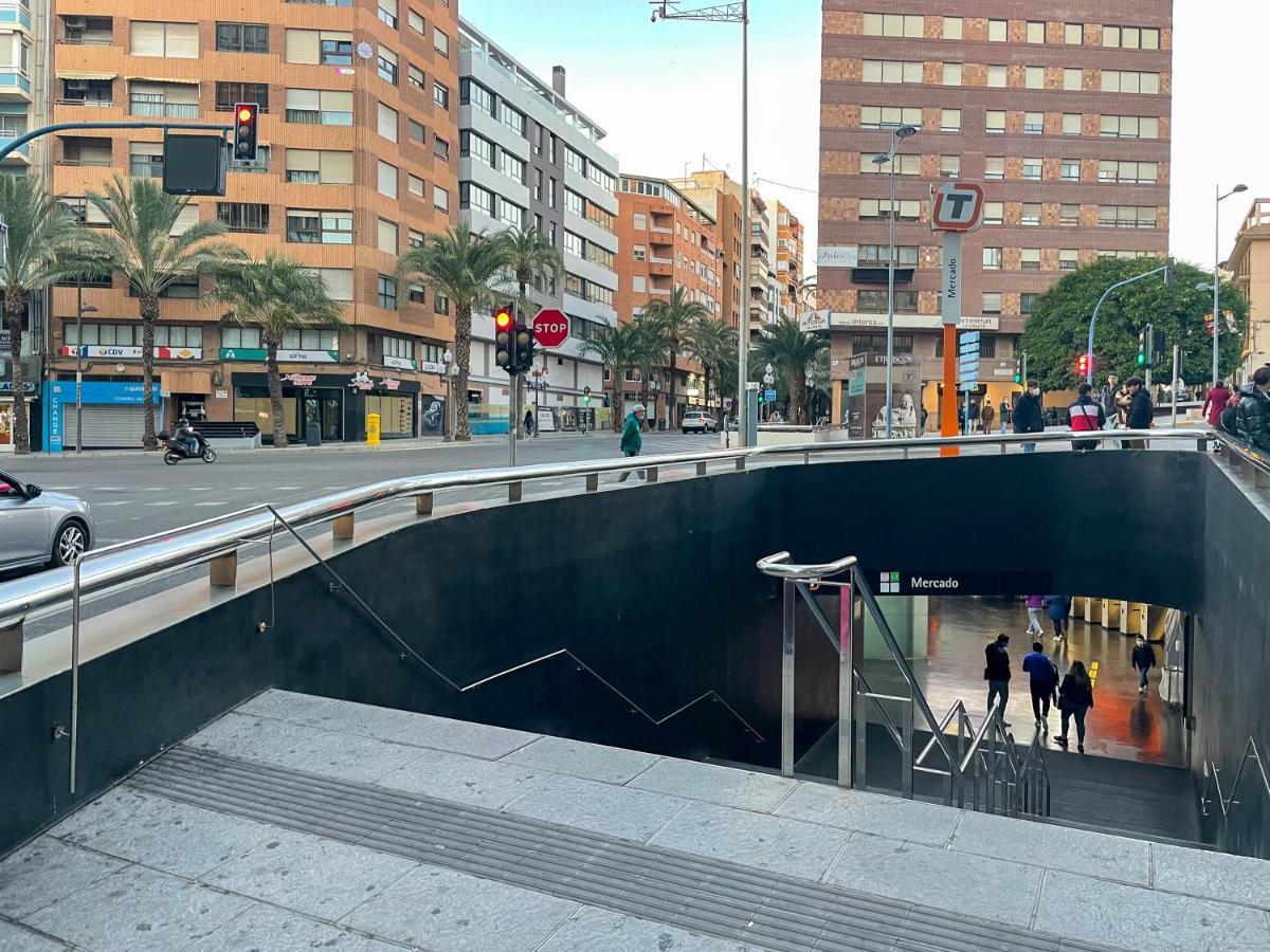 Amplio Apartamento En Pleno Corazon De Alicante Dış mekan fotoğraf